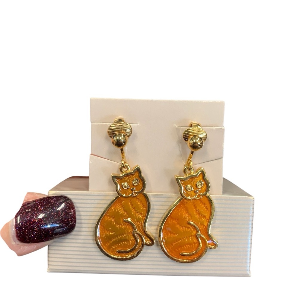 Avon pretty kitty Orange Cat drop clip Earrings. NIB 1990 goldtone
